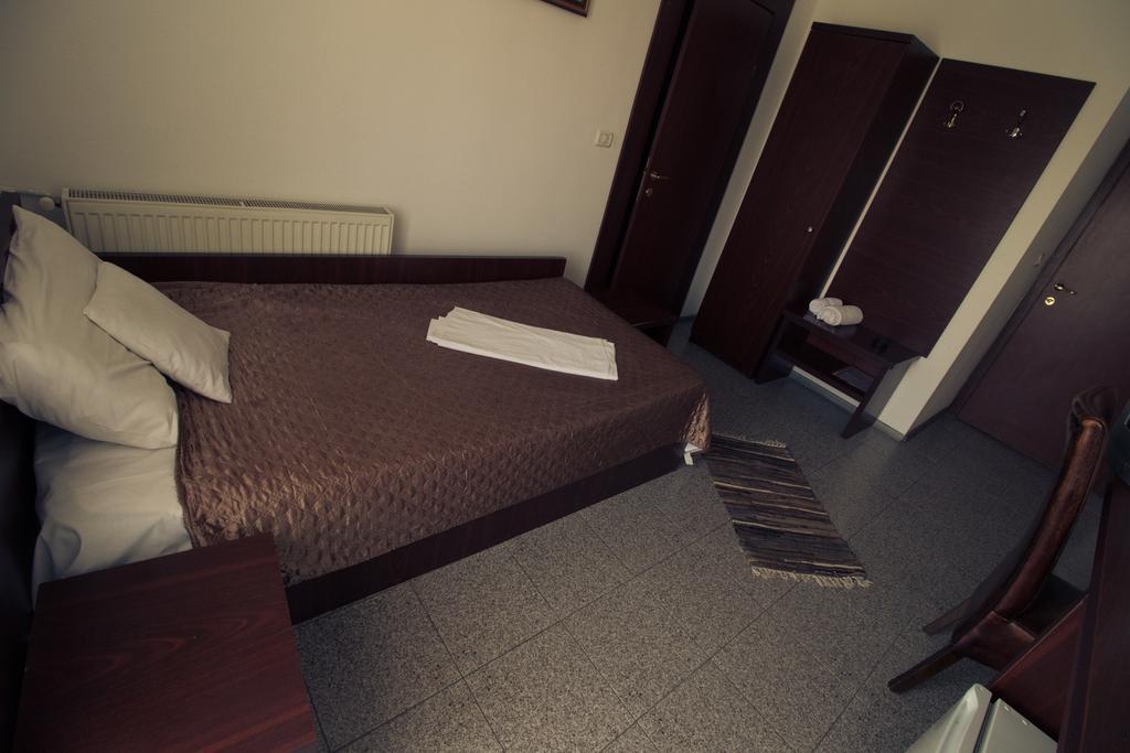 Pensiunea Johanna Arad Habitación foto